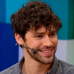 Pedro Campos habla de comparación con sus famosos padres: Cristián Campos y Claudia di Girolamo Pedro Campos habla de comparación con sus famosos padres: Cristián Campos y Claudia di Girolamo