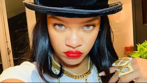 Este es el atrevido look de Rihanna para celebrar el Día de los Enamorados