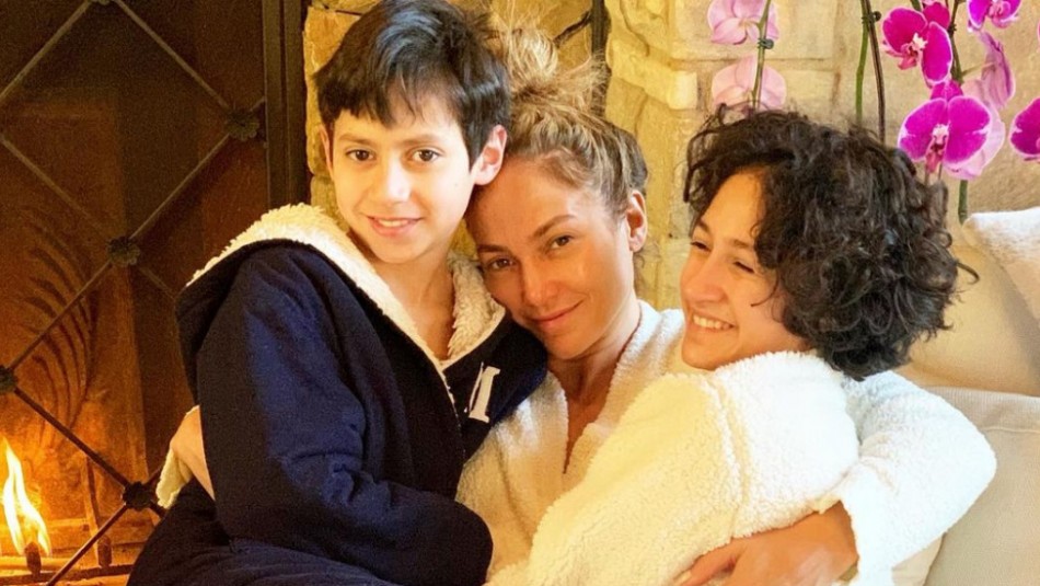 El curioso y tierno detalle en los leggins de Jennifer Lopez para recordar a sus mellizos El curioso y tierno detalle en los leggins de Jennifer Lopez para recordar a sus mellizos