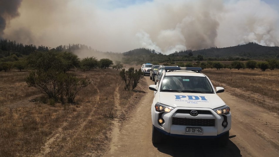Detienen a sujeto por incendio en pastizal en la comuna de Casablanca Detienen a sujeto por incendio en pastizal en la comuna de Casablanca