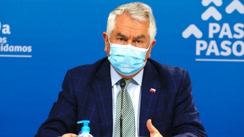 Ministro Enrique Paris. Vacunas contra coronavirus: Ministro Paris se ilusiona con llegada de más un millón de unidades