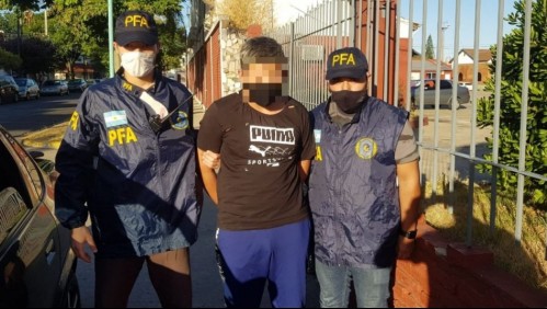 Hombre asesina a su expareja con un destornillador delante de su hijo: El menor logró escapar