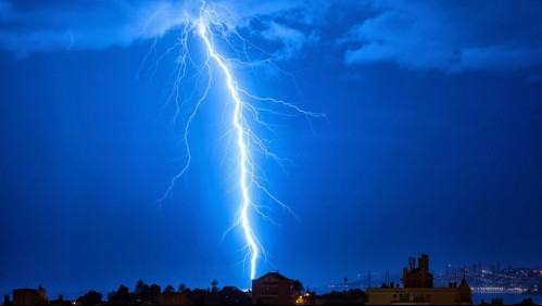 Tormentas eléctricas este miércoles: Probabilidad se extiende entre Santiago y Coquimbo