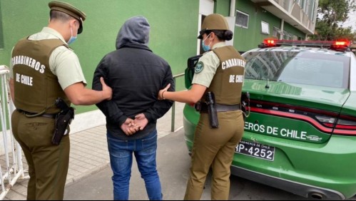 Detenido en toque de queda intentó sobornar a carabinero con $60 mil: Solo empeoró su situación