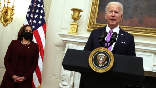 Biden endurece medidas en EEUU: Cuarentena para viajeros y nuevas reglas en uso de mascarillas