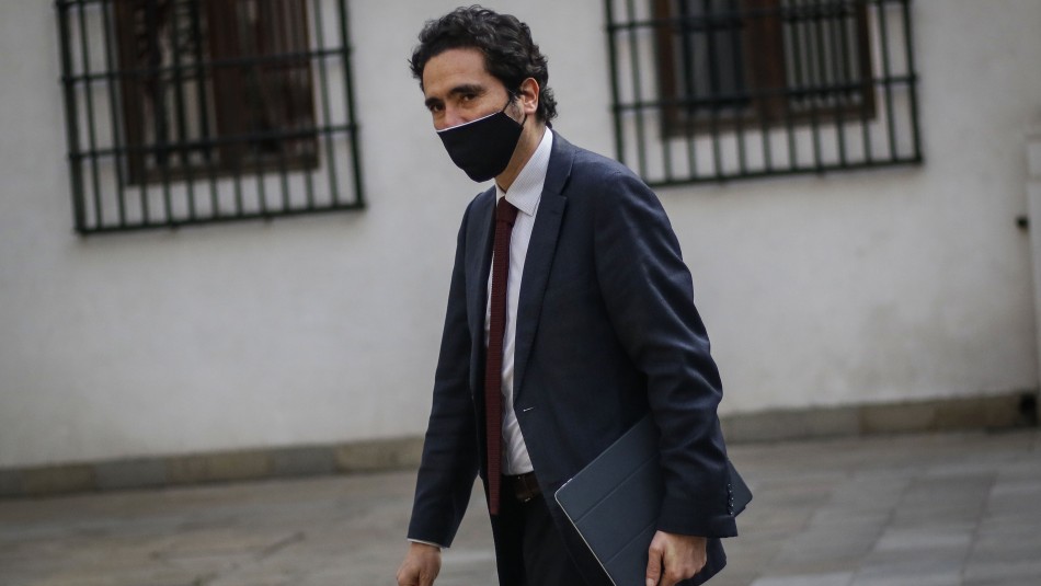 Ignacio Briones Posible cambio de gabinete por supuesta salida de Briones para asumir carrera presidencial