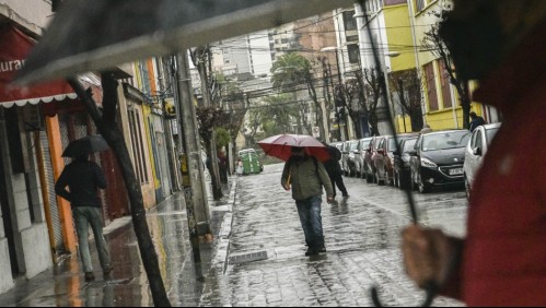 Precipitaciones con 22°: cómo será la 'lluvia cálida' que afectará a Santiago este fin de semana