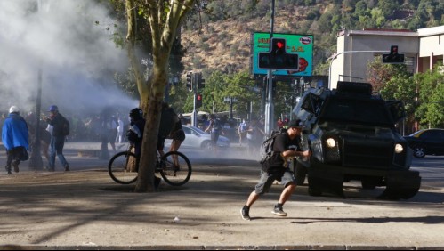 Se registran manifestaciones en Plaza Italia: Existen desvíos de tránsito en el lugar