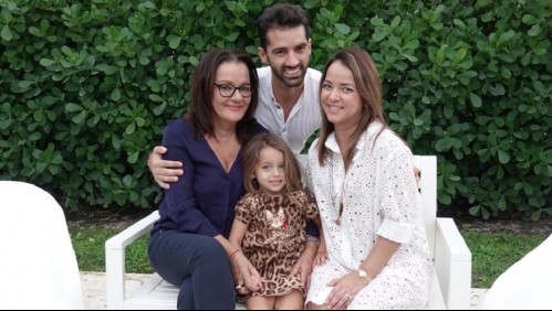 Su suegra las publicó: Las fotos de Adamari López y su hija con vestidos clásicos españoles