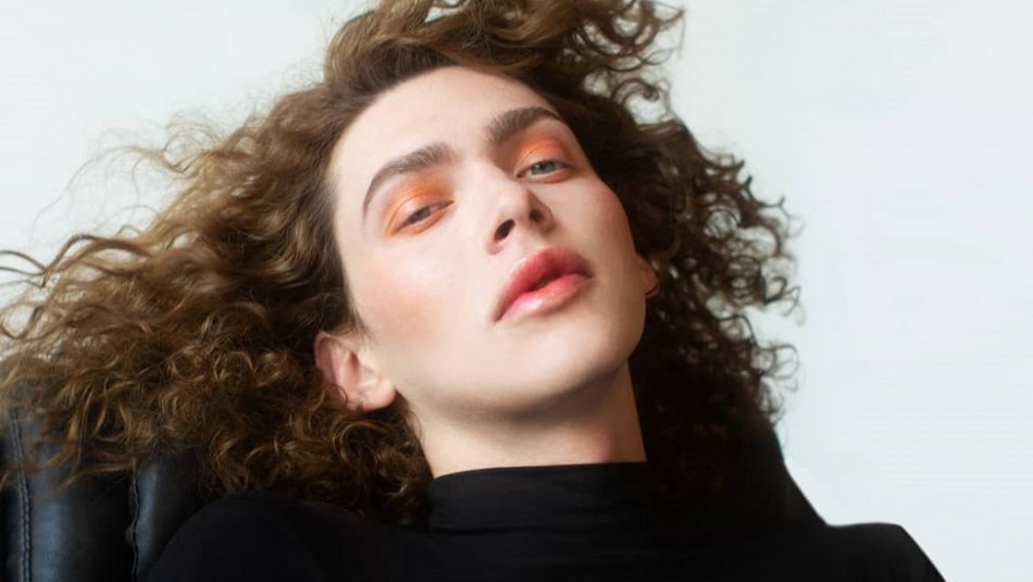 La cantante y productora Sophie muere al caer cuando intentaba ver la luna llena La cantante y productora Sophie muere al caer cuando intentaba ver la luna llena