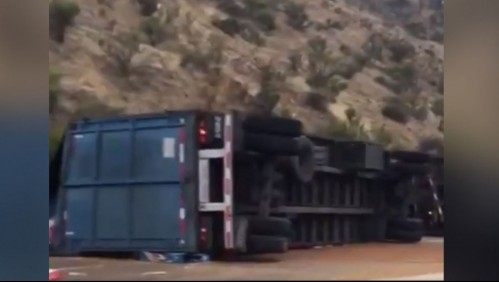 Matrimonio muere tras accidente de tránsito y sus dos hijas pequeñas resultaron lesionadas