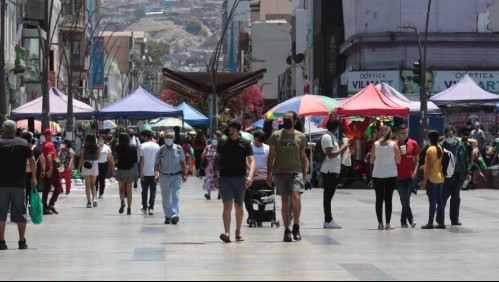 Siguen liderando Antofagasta y Puerto Montt: Las 20 comunas con más casos activos de coronavirus