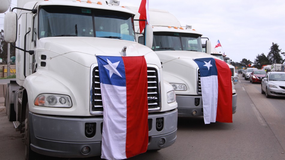 Camioneros Camioneros no descartan tomarse las carreteras tras graves hechos de violencia en La Araucanía