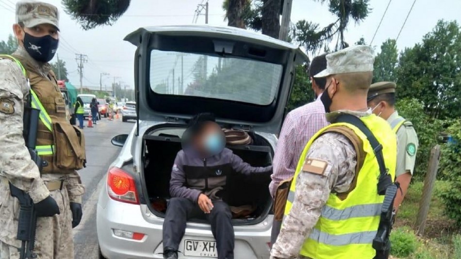 Fiscalización Hombre se escondió en maletero para evitar fiscalización.