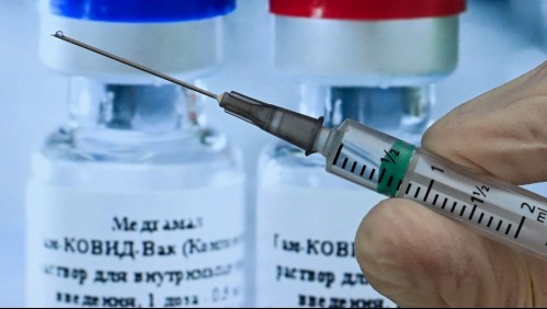 Chile llega a acuerdo para recibir dosis de vacuna rusa Sputnik V: Debe ser aprobada por el ISP
