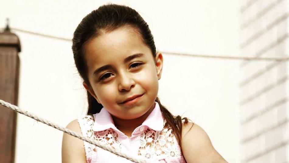 Beren Gokyldz ¿La recuerdas? Así luce hoy la pequeña Melek de la teleserie turca