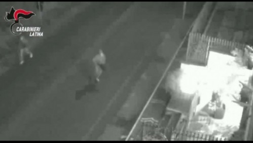 Gemelos chilenos detenidos por trabajar de 'matones' y brazo armado de violenta mafia en Italia