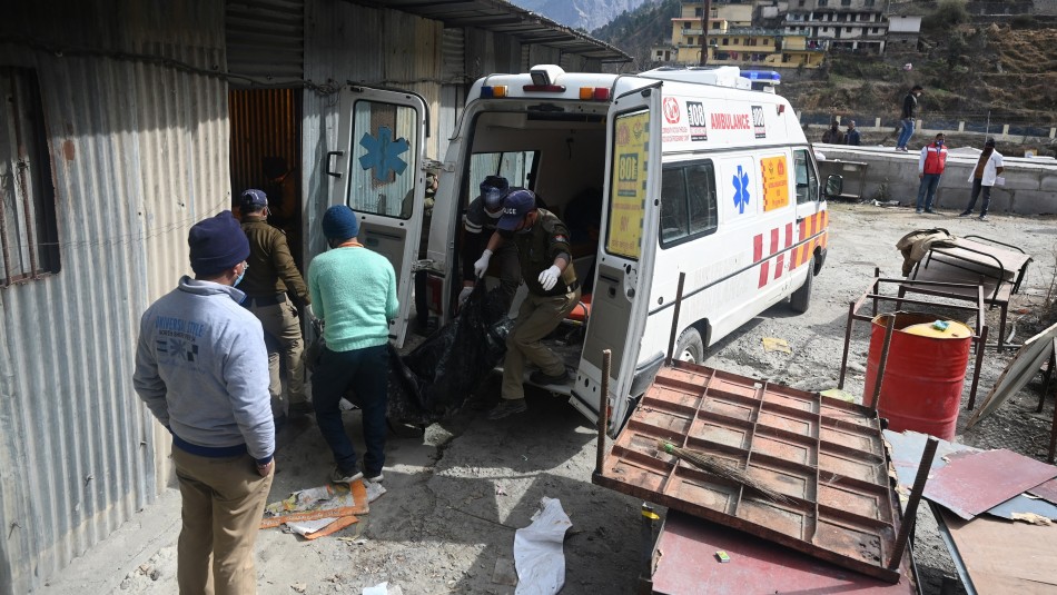 accidente india Al menos 37 muertos tras caída de autobús a un canal en India