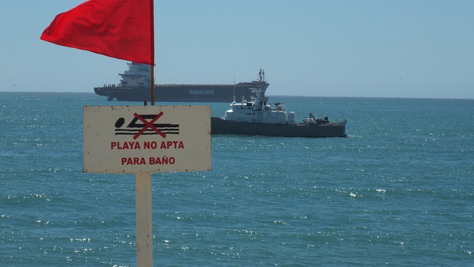Hombre murió mientras se bañaba junto a su hijo en la playa Hombre muere mientras se bañaba junto a su hijo en playa de La Ligua