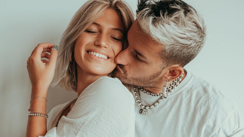 ¿Son o no compatibles?: El fallido juego de palabras entre Ricky Montaner y Stefi Roitman ¿Son o no compatibles?: El fallido juego de palabras entre Ricky Montaner y Stefi Roitman