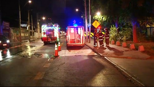 Incendio afectó a Cementerio General de Recoleta y se expandió a supermercado