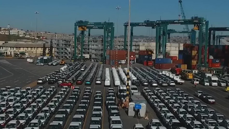 Enero tuvo récord en llegada de autos nuevos al puerto de San Antonio desde 2019 Enero tuvo récord en llegada de autos nuevos al puerto de San Antonio desde 2019