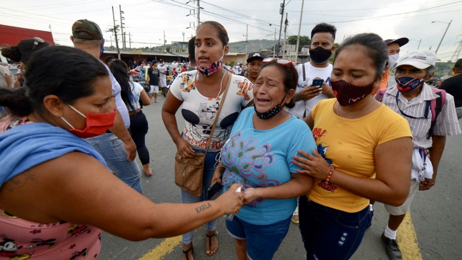Al menos 68 muertos dejan amotinamientos en tres cárceles de Ecuador Al menos 68 muertos dejan amotinamientos en tres cárceles de Ecuador