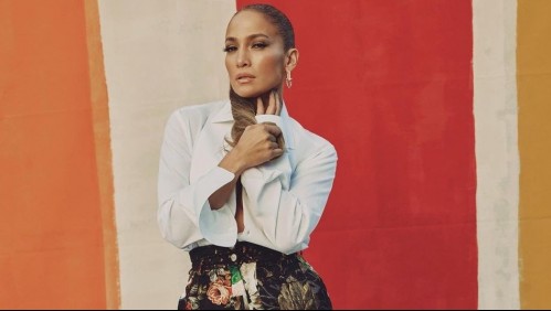 Jennifer Lopez sorprende luciendo espectacular vestido de novia sacado de un cuento de hadas