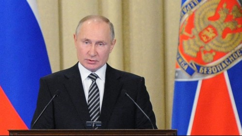 Putin acusa a occidente de difundir 'teorías de conspiración' sobre logros científicos rusos