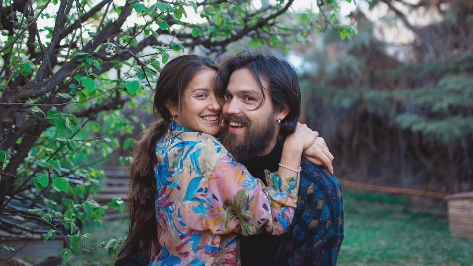 Vestidos iguales: La publicación de Denise Rosenthal junto a su pololo al salir de vacaciones Vestidos iguales: La publicación de Denise Rosenthal junto a su pololo al salir de vacaciones