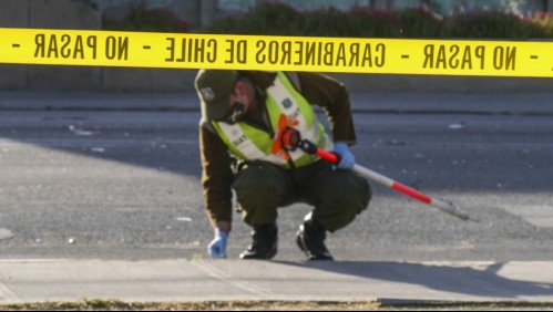 Conductor derriba semáforo y mata a niña de 7 años en grave accidente de tránsito en Renca