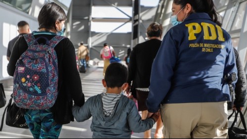 Madre se reencuentra con hijo secuestrado en Valparaíso: Estaba en poblado amazónico de Bolivia