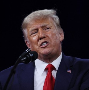 Trump reaparece y coquetea con su repostulación a la presidencia en 2024 Trump reaparece y coquetea con su repostulación a la presidencia en 2024