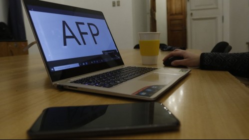 Tercer retiro: Proyecto de Jiles no se verá esta semana y Walker dejará presidencia de comisión