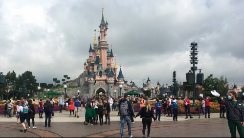 Anuncian reapertura de Disneyland y parques temáticos en Estados Unidos