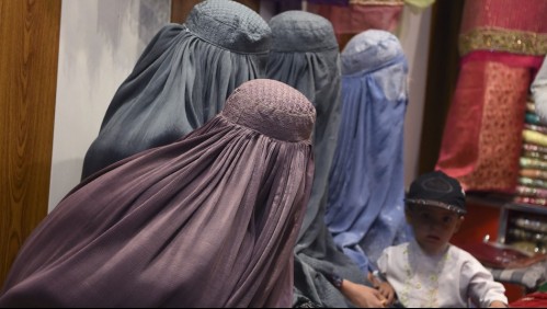 Suiza aprueba ley que prohíbe el uso de la burka en público