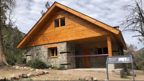 Refugios Von Kiesling y Alemán son reinaugurados y quedan a disposición de montañistas