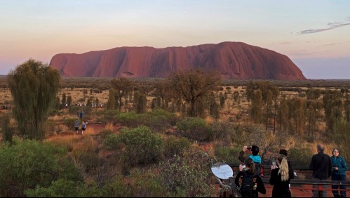 Gobierno australiano ofrece tickets de avión a mitad de precio para levantar turismo en el país