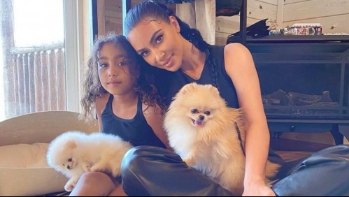 Kim Kardashian sorprende al compartir una tierna foto del nuevo look de su hija North