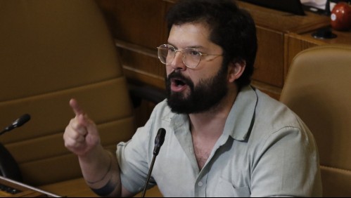 Boric proclamado candidato presidencial: 'Somos una generación que despertó'