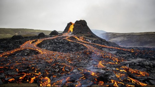 Volcán despierta luego de 800 años y 'es absolutamente espectacular'