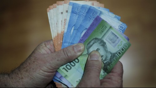 Diputado pide bono de $500 mil por cuarentenas: 'Sin letra chica y sin requisitos'