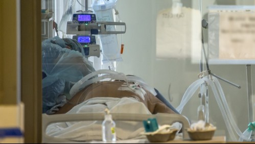 Coronavirus no da tregua: La cruda realidad al interior de las UCI