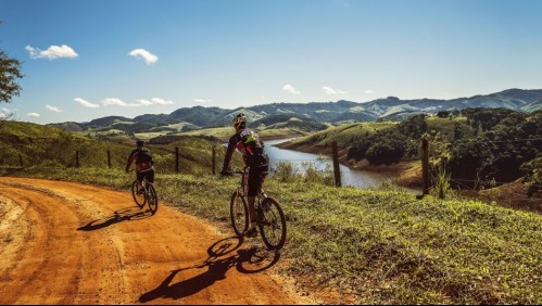 La historia de 'Yoyito': Joven cuenta cómo su hermano superó la obesidad gracias al ciclismo