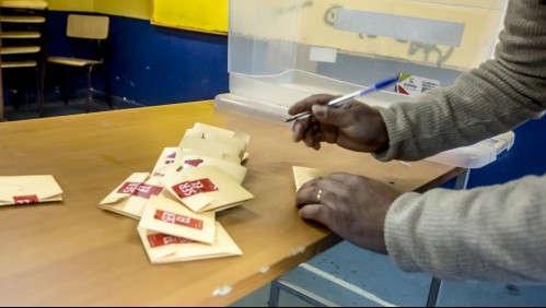 Citan a Enrique Paris, Izkia Siches y Servel para analizar eventual aplazamiento de elecciones