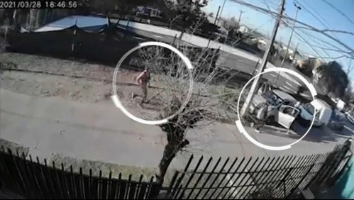 'Tomé la decisión como mamá': Mujer entregó a su hijo a la policía tras robar auto en Maipú