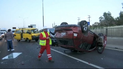 Médico involucrado en triple choque en Autopista Central: 'Disminución de tráfico no ha habido'