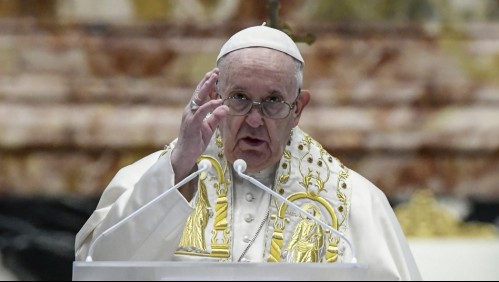Papa Francisco pide acabar con el 'clamor de las armas' y compartir vacunas con países pobres