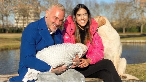 Gianluca Vacchi y Sharon Fonseca se retratan en globo aerostático de lujosa pieza de su hija