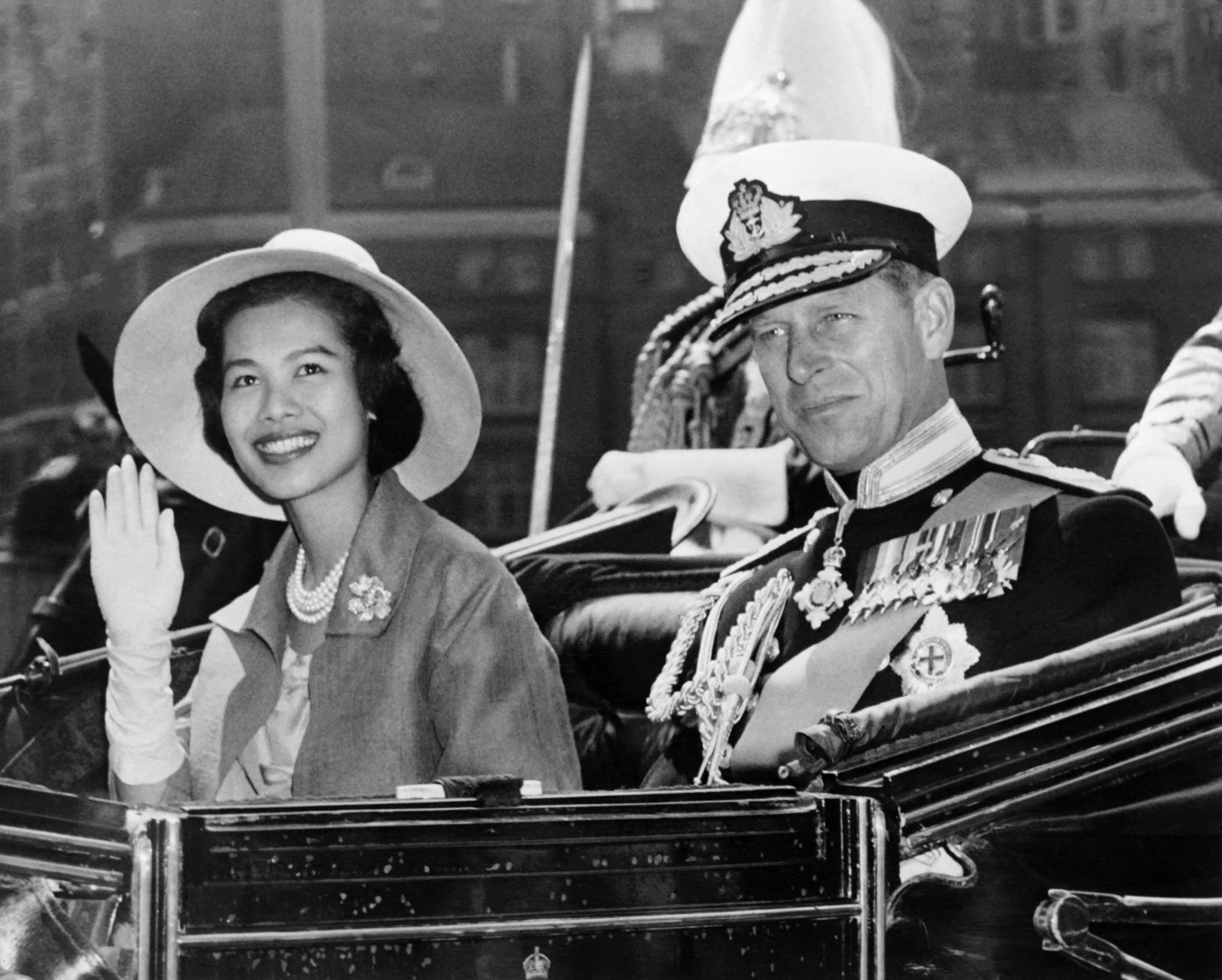 Príncipe Felipe y la Reina Isabel II